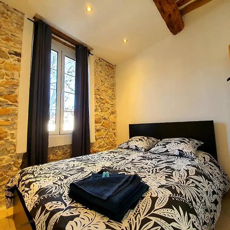 Freshly Tastefully Renovated Apartments In Heart Of Old Antibes Eksteriør billede
