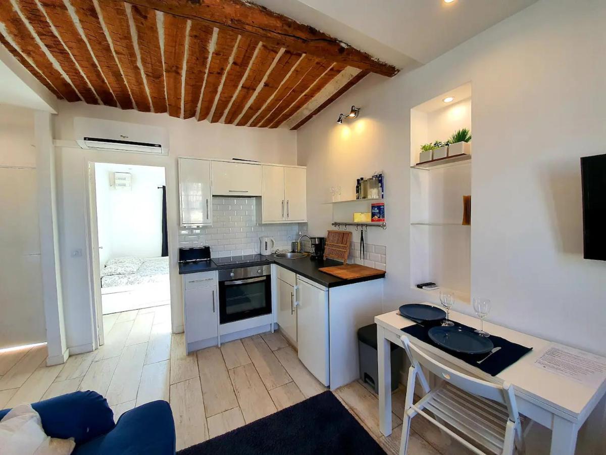 Freshly Tastefully Renovated Apartments In Heart Of Old Antibes Eksteriør billede