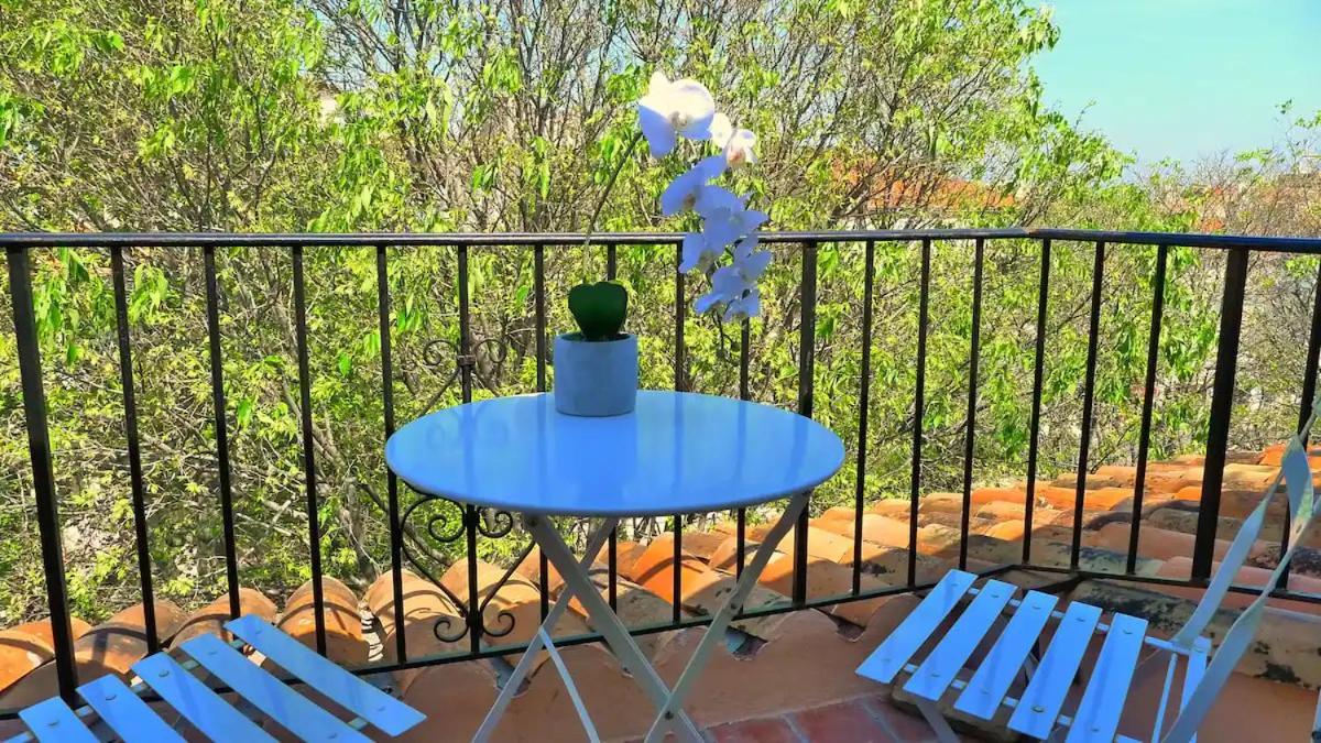 Freshly Tastefully Renovated Apartments In Heart Of Old Antibes Eksteriør billede