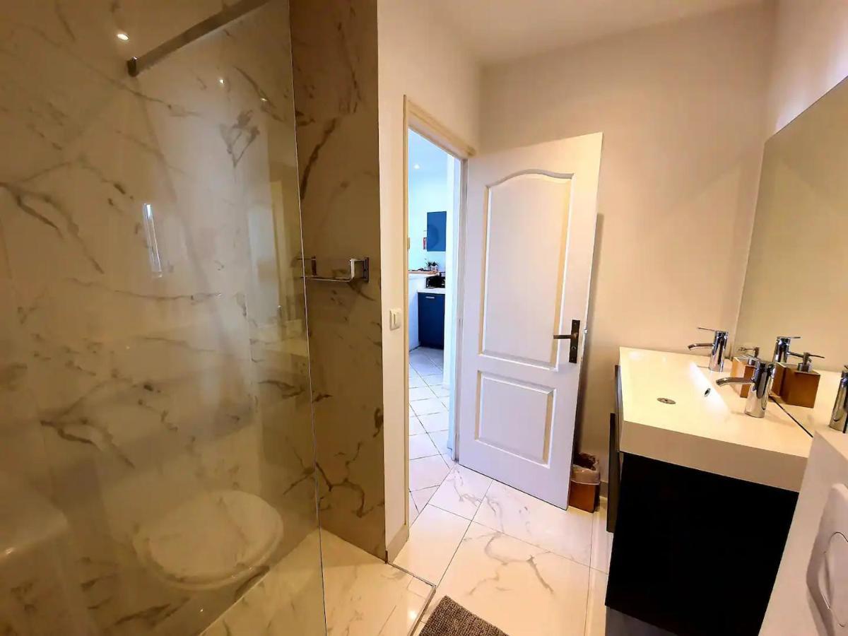 Freshly Tastefully Renovated Apartments In Heart Of Old Antibes Eksteriør billede